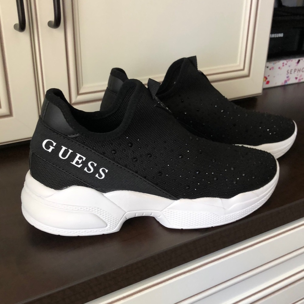 Guess fashion slip on dressy sneakers
